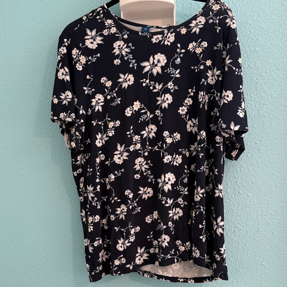 Women’s Old Navy Luxe Tee XXL Navy Floral